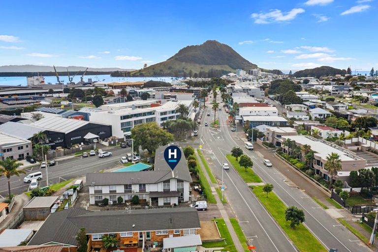 Photo of property in 350 Maunganui Road, Mount Maunganui, 3116