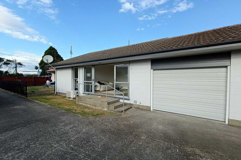 Photo of property in 2/14 Hayton Road, Wigram, Christchurch, 8042