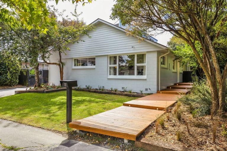 Photo of property in 70 Woodbury Street, Russley, Christchurch, 8042