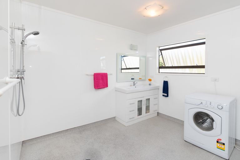 Photo of property in 9 Mako Lane, Paihia, 0200