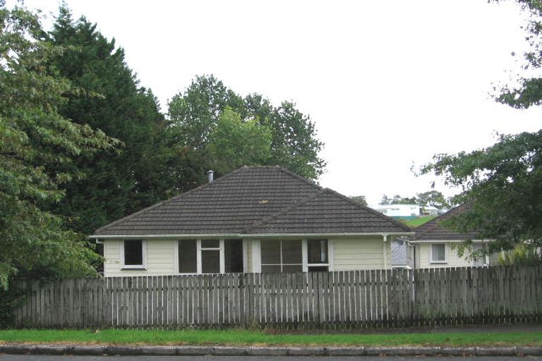 Photo of property in 1/81 Woodglen Road, Glen Eden, Auckland, 0602
