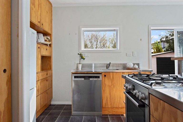 Photo of property in 84 Bridge Street, New Brighton, Christchurch, 8061