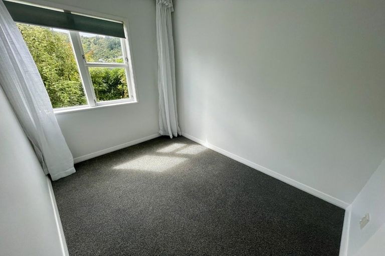 Photo of property in 15 Holborn Drive, Stokes Valley, Lower Hutt, 5019