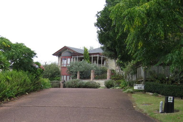 Photo of property in 50 Cherub Place, West Harbour, Auckland, 0618