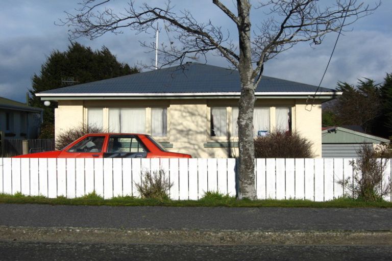Photo of property in 77 Weka Street, Waikiwi, Invercargill, 9810