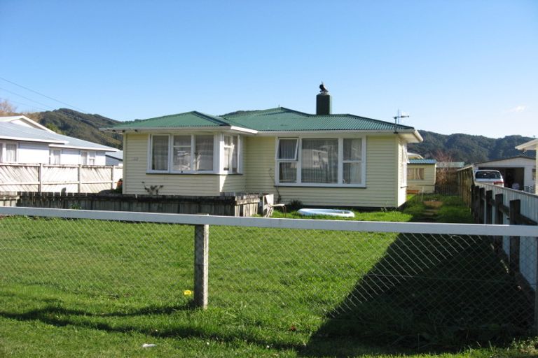 Photo of property in 125 Moohan Street, Wainuiomata, Lower Hutt, 5014
