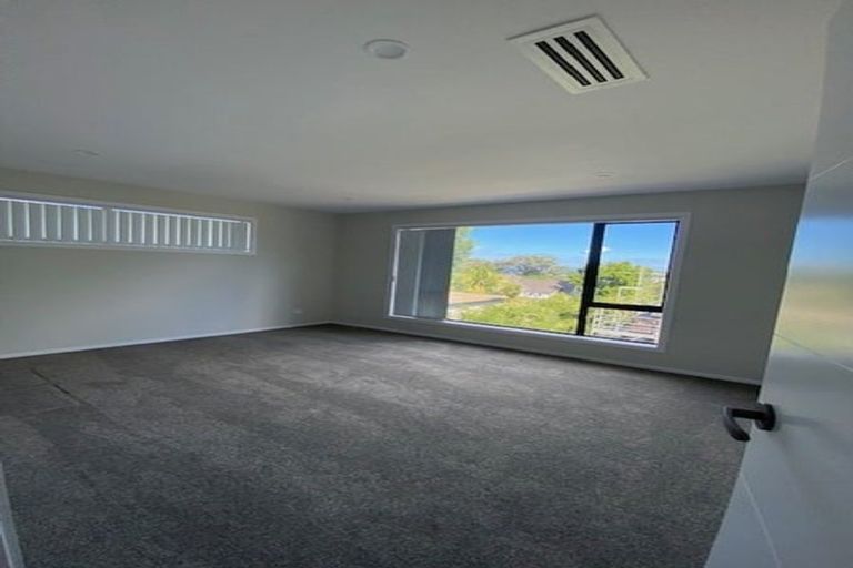 Photo of property in 33a View Road, Campbells Bay, Auckland, 0630