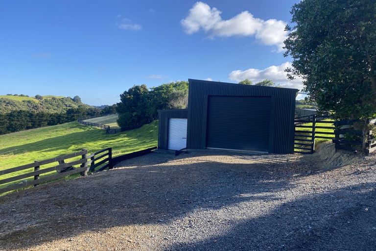 Photo of property in 67 Walu Lane, Matapouri, Whangarei, 0173