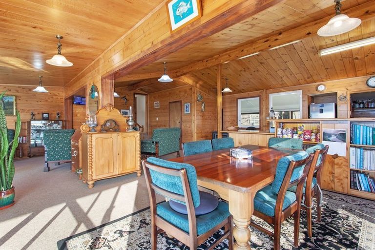 Photo of property in 81 Orete Point Road, Waihau Bay, Opotiki, 3199