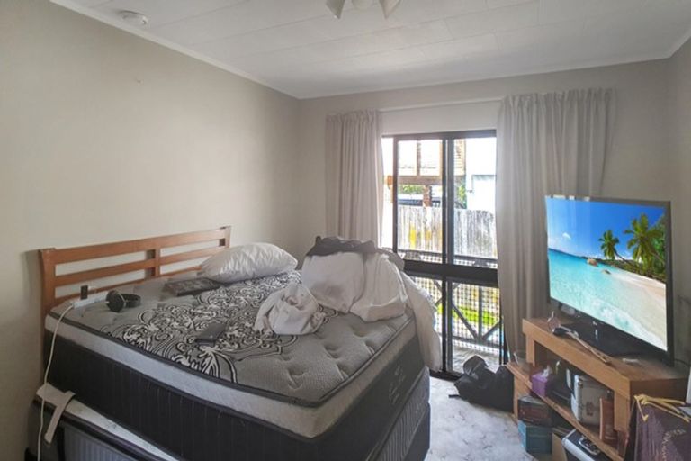 Photo of property in 9 Karawa Place, Kawakawa Bay, Papakura, 2585