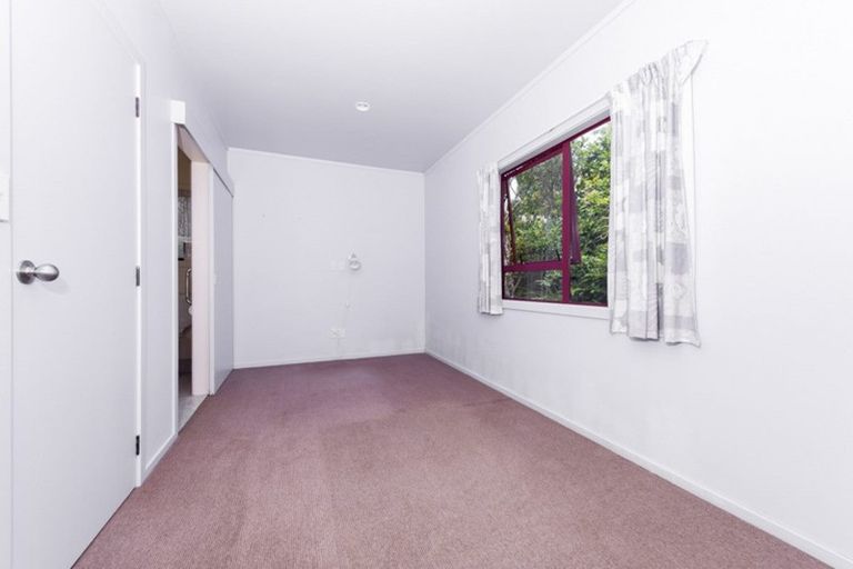 Photo of property in 772 West Coast Road, Oratia, Auckland, 0604