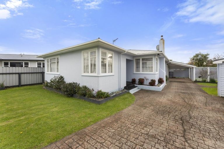 Photo of property in 8 Anglesey Place, Awapuni, Palmerston North, 4412