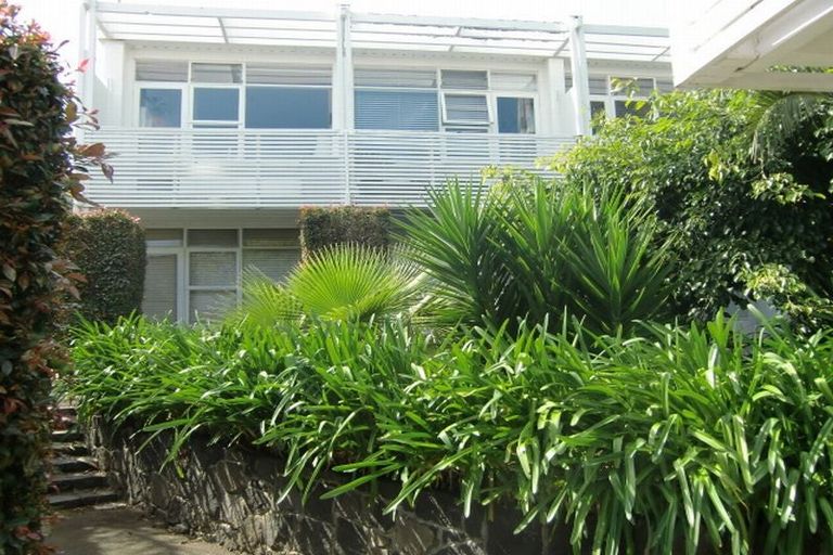 Photo of property in 115/33 Beresford Street Central, Bayswater, Auckland, 0622