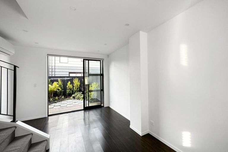 Photo of property in 61 Tuaiwi Street, Manukau, Auckland, 2104