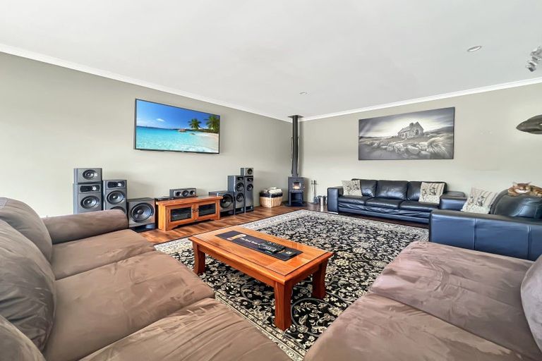 Photo of property in 16 Hogbin Road, Te Teko, Whakatane, 3193