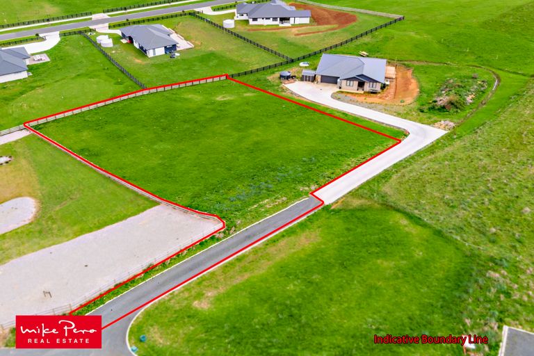 Photo of property in 15 Peet Row, Pokeno, 2471