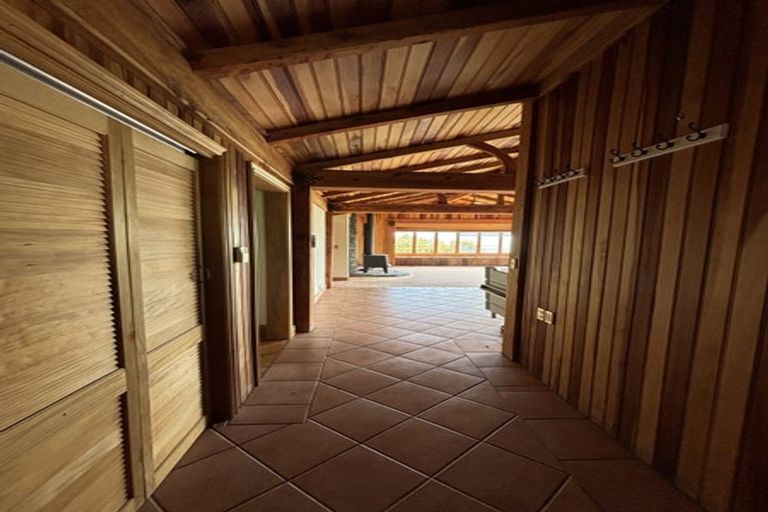 Photo of property in 4 Grenville Terrace, Moana, Nelson, 7011