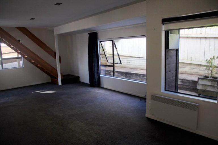 Photo of property in 9/199 Grant Road, Thorndon, Wellington, 6011