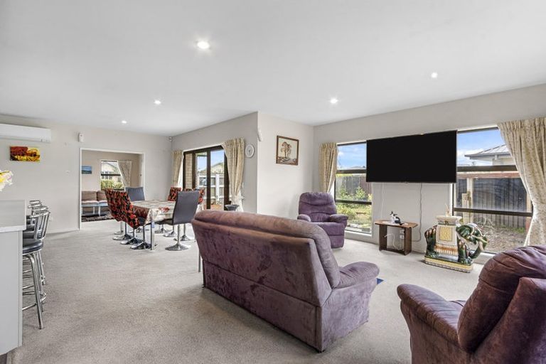 Photo of property in 10 Greenan Place, Doyleston, 7683