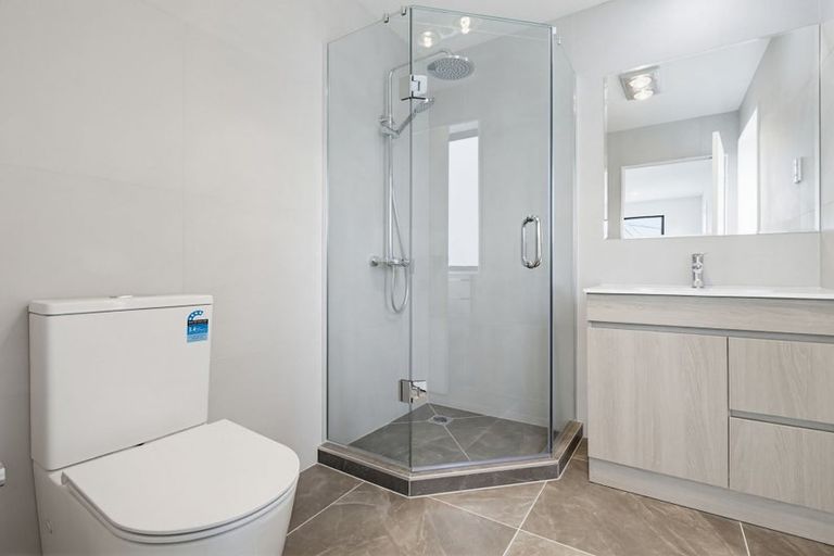 Photo of property in 2/34 Ashlynne Avenue, Papatoetoe, Auckland, 2025