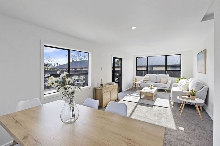 Photo of property in 50 Hooker Avenue, Bryndwr, Christchurch, 8053