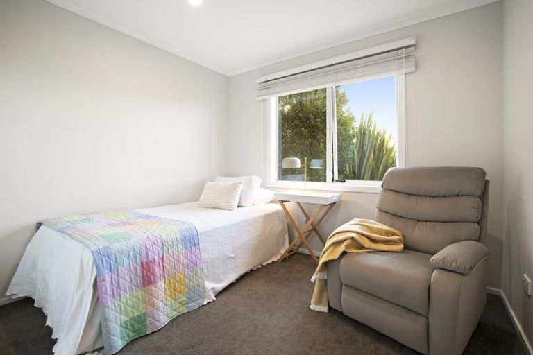Photo of property in 417 Paparata Road, Bombay, 2675