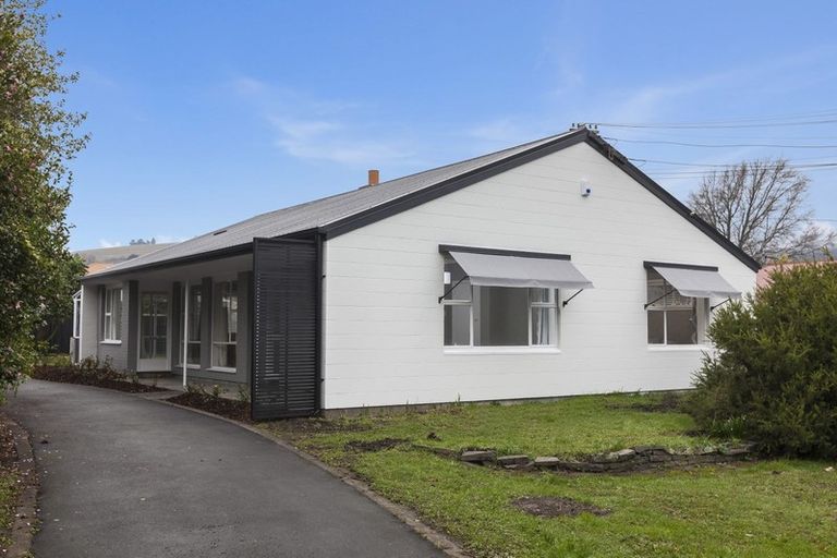 Photo of property in 257 Fifield Terrace, Opawa, Christchurch, 8023