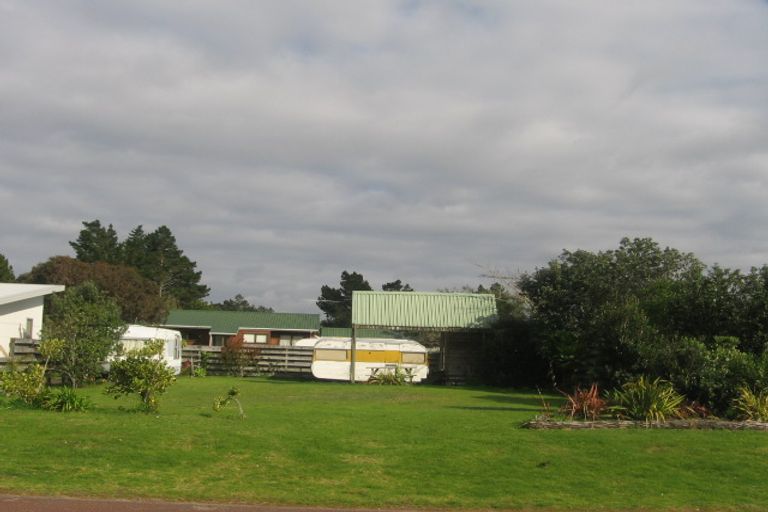 Photo of property in 125 Kenwood Drive, Matarangi, Whitianga, 3592