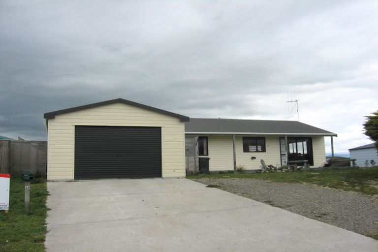 Photo of property in 29 Matakane Street, Waitarere Beach, Levin, 5510