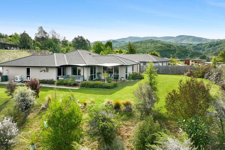 Photo of property in 15 Pineview Way, Motueka, 7196