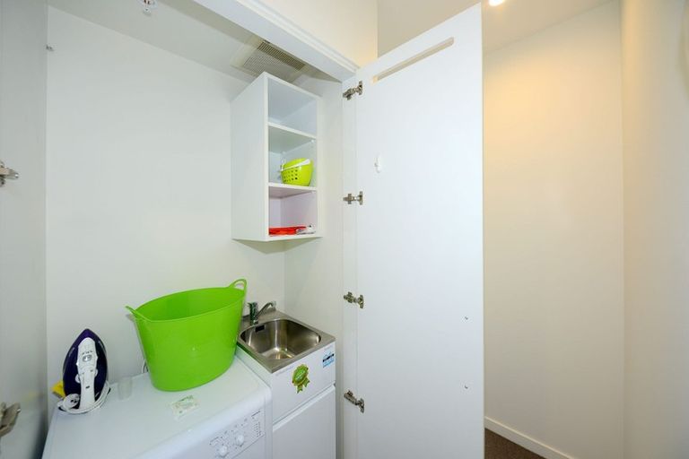 Photo of property in 1/50 Kilmore Street, Christchurch Central, Christchurch, 8013