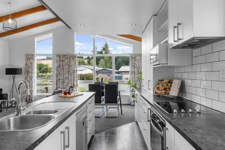 Photo of property in 28 Fitzgerald Street, Whitecliffs, Coalgate, 7673