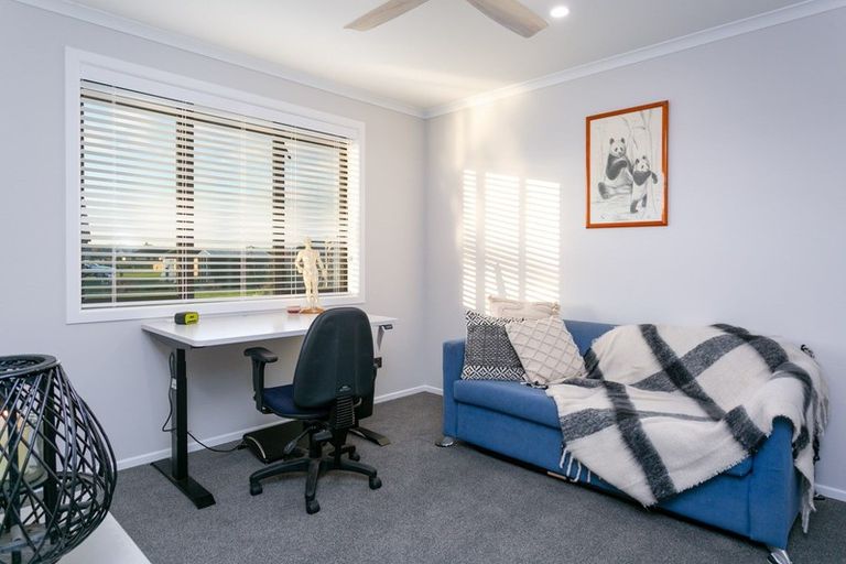 Photo of property in 43 Seachange Drive, Leamington, Cambridge, 3432