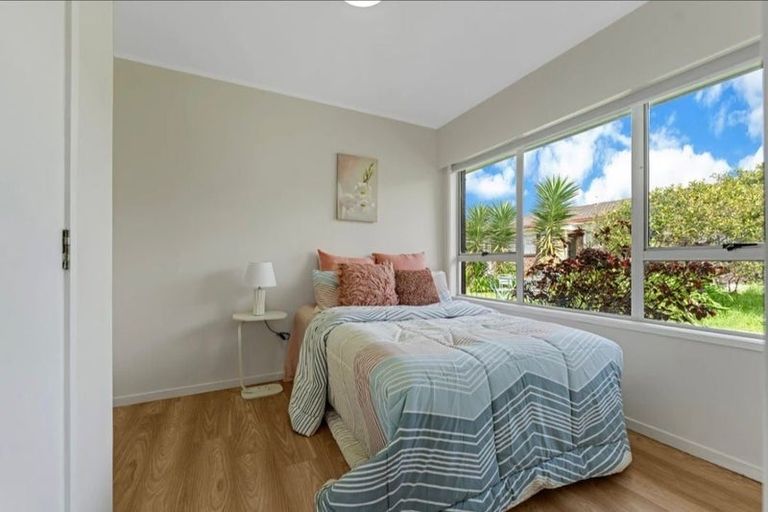 Photo of property in 5/28 Waimai Avenue, Weymouth, Auckland, 2103