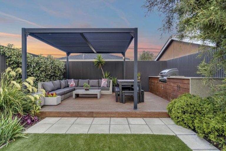 Photo of property in 372 Bower Avenue, North New Brighton, Christchurch, 8083