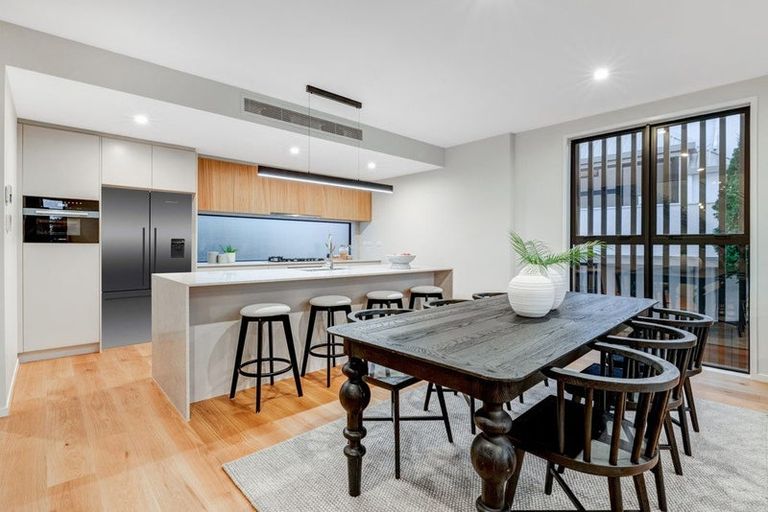 Photo of property in 16e Killarney Street, Takapuna, Auckland, 0622