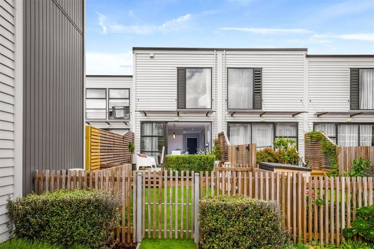 Photo of property in 71b Mapou Road, Hobsonville, Auckland, 0616