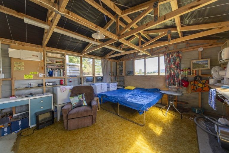 Photo of property in 900 Hillside-manapouri Road, Manapouri, 9679