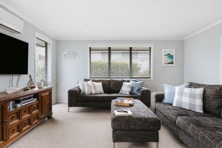 Photo of property in 30 Applin Lane, Pyes Pa, Tauranga, 3112