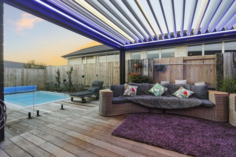 Photo of property in 10 Ellesmere Close, Pyes Pa, Tauranga, 3112