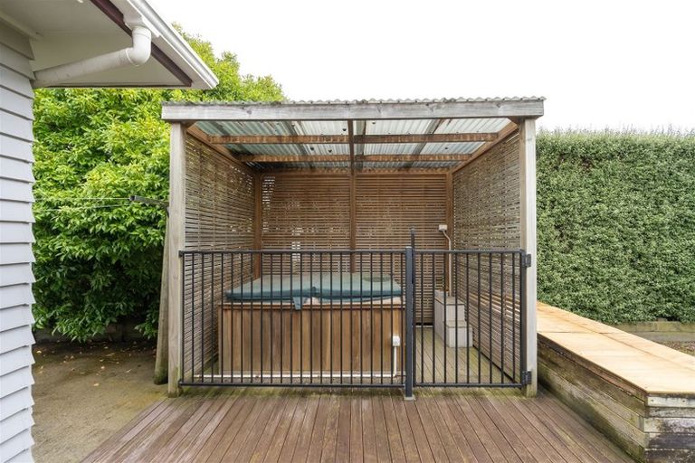 Photo of property in 83 Bryant Road, St Andrews, Hamilton, 3200