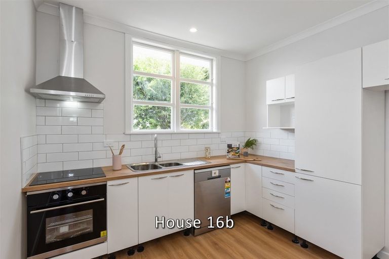 Photo of property in 16 Wilton Street, Levin, 5510