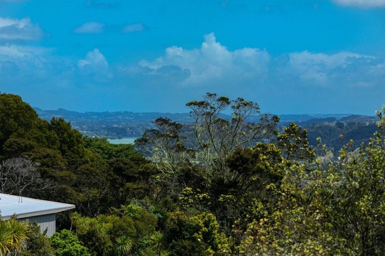 Photo of property in 370 Upper Harbour Drive, Greenhithe, Auckland, 0632