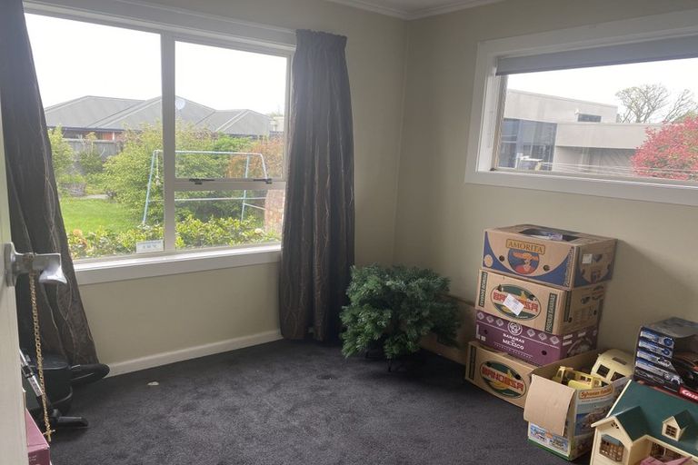 Photo of property in 86 Cutts Road, Russley, Christchurch, 8042