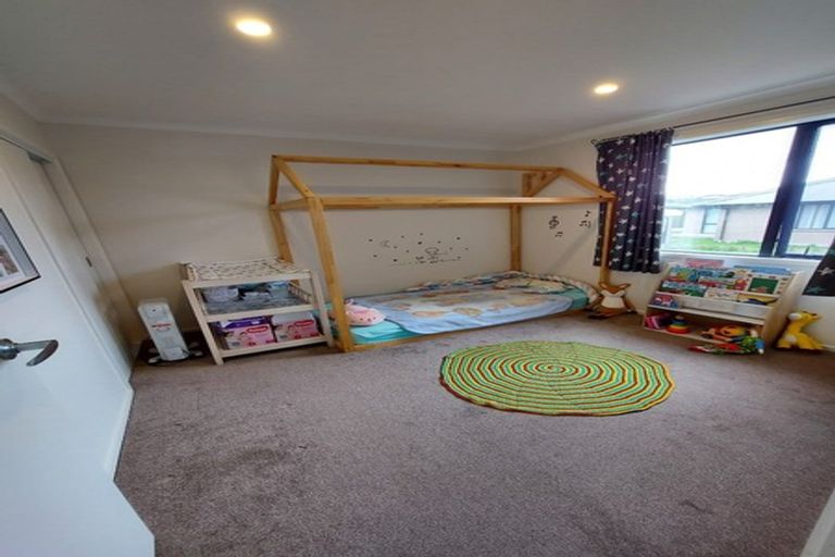 Photo of property in 13 Fermi Lane, Papakura, 2110