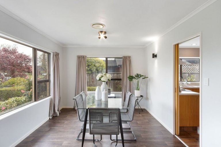 Photo of property in 7 Webb Place, Taradale, Napier, 4112