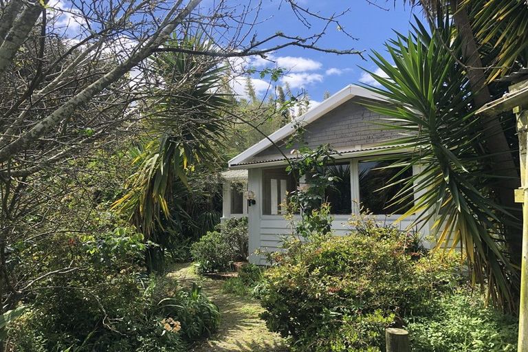 Photo of property in 680 State Highway 1, Otaika, Whangarei, 0178