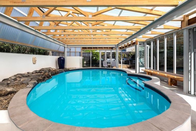 Photo of property in 69 Deans Avenue, Riccarton, Christchurch, 8011