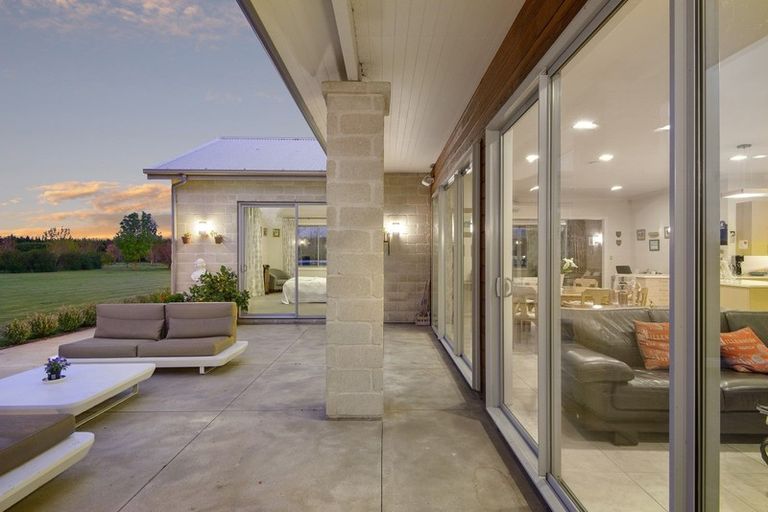 Photo of property in 1344 Poyntzs Road, West Eyreton, Rangiora, 7475