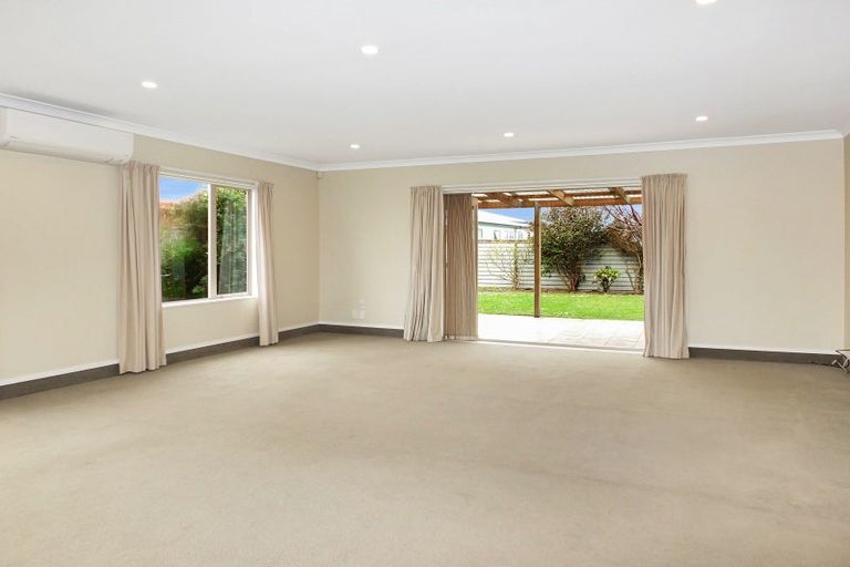 Photo of property in 6 Teppett Place, Foxton Beach, Foxton, 4815